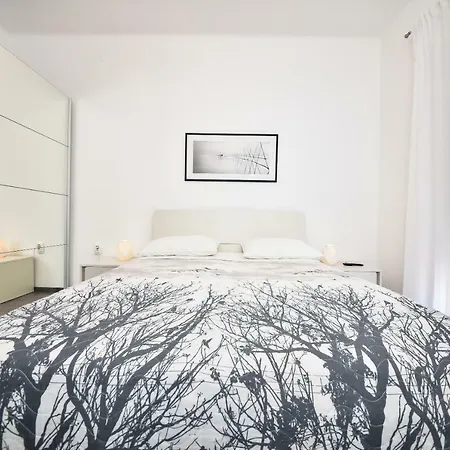 Benelux Appartamento Zara