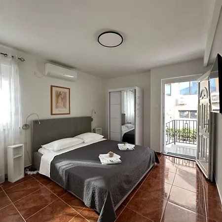 Apartamento Benelux