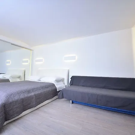 Apartment Benelux Zadar