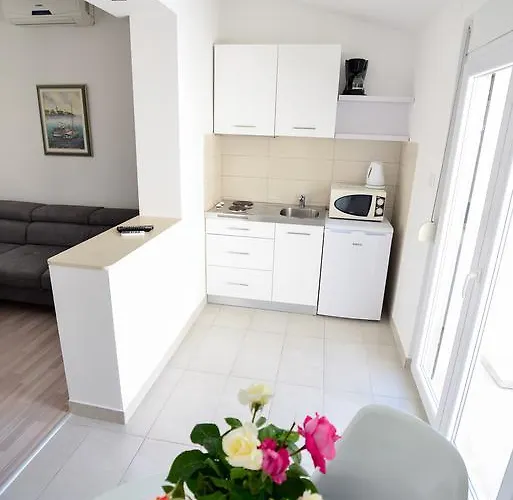Apartament Benelux *