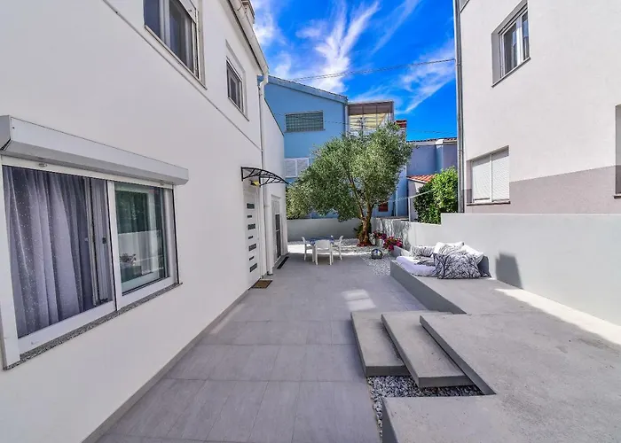 Apartament Benelux *