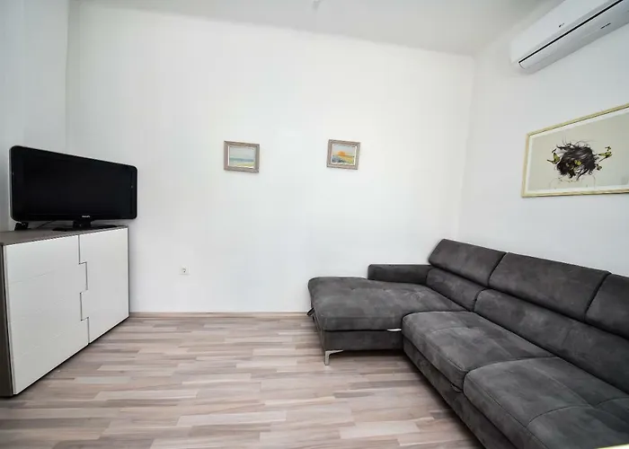 Benelux Apartament *